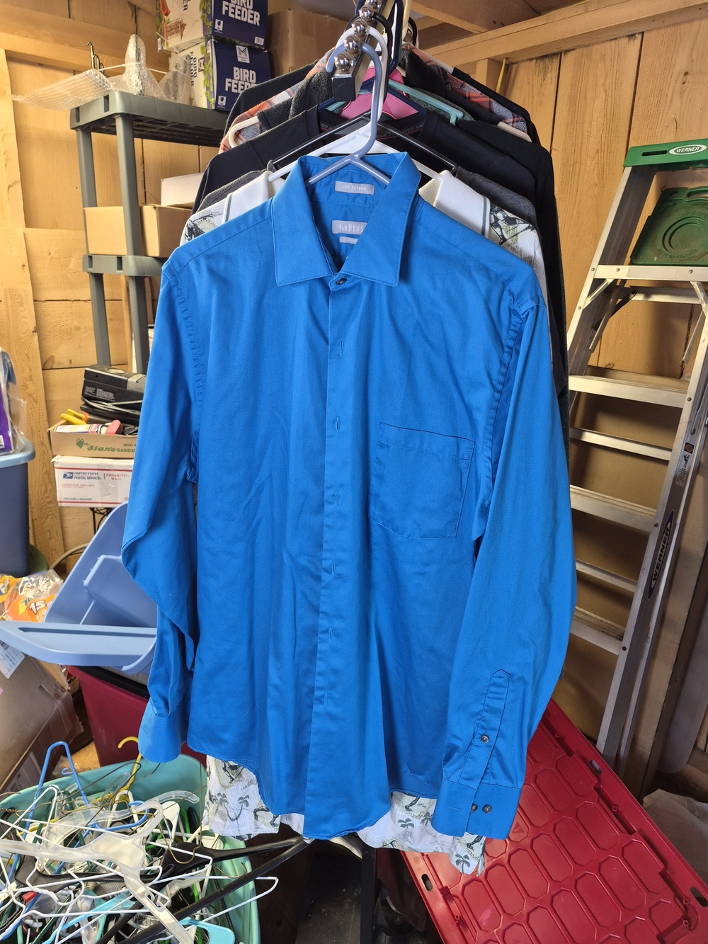 Van Heusen Bright Blue Long Sleeve Dress Shirt Bin 66